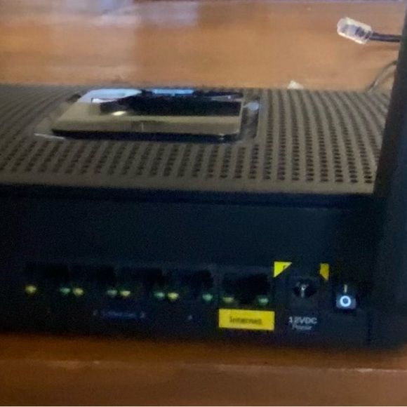 Linksys Modem - Picture 3 of 4